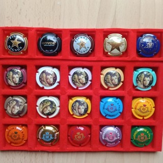 capsules de champagne Mignon Pierre et Mignon Pierre et Fils .