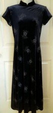 S.L. FASHIONS GORGEOUS BEADED VELVET WINTER FORMAL GOWN MIDNIGHT BLUE SIZE 6
