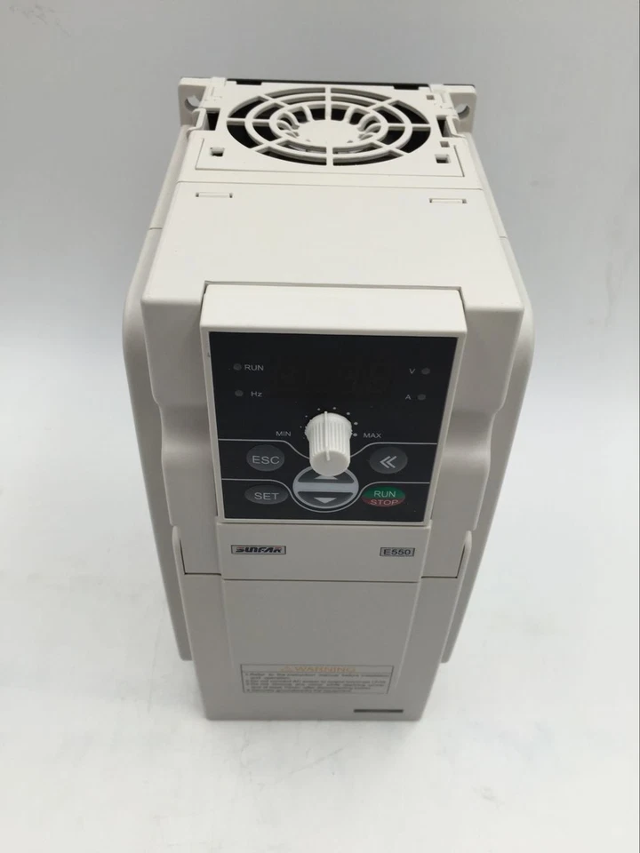 VFD Inverter Driver 3.7KW 5HP 1phase 16.5A 220V 0-1000Hz for CNC Router Spindle - Image 3 of 4