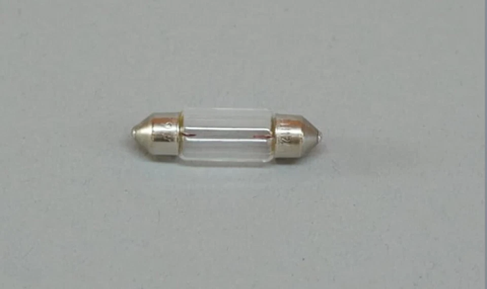 Luzes e lâmpadas de cortesia para Mercedes 190D, 190E, 240D, 250S, 250SE, 300D, 300SD - Imagem 4 de 4