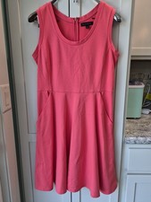 Banana Republic Size 8 Ponte Fit & Flare  Coral Dress