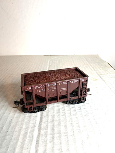 MDC #H-12 C. N.W. Coche de mineral lateral cónico 24' #121361 con Kadees y Kadee Tks 1:87 | Zustand: Used
