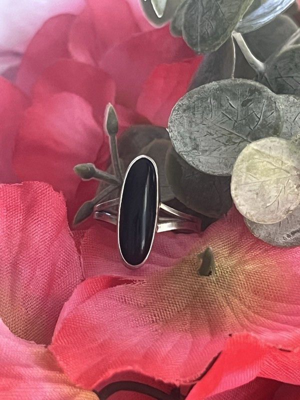 Elegant Black Oval Onyx Sterling Silver Ring