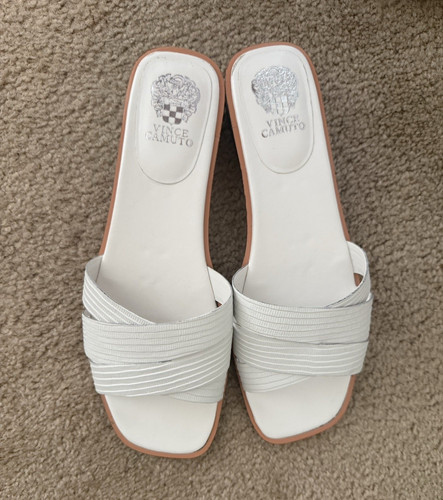 Vince Camuto Women’s White Slide Sandals Slip On Logo Leather Upper 9.5M