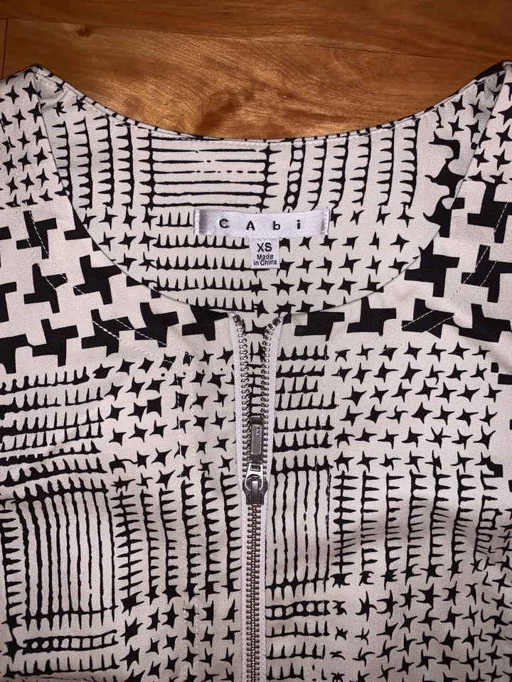 Cabi Women XS Coupe Bomber Jacket Style #931 Black/off White Double Zipper #788 - Image 4 of 4