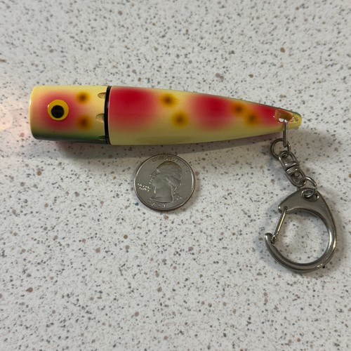 Vintage Green & Red Fishing Lure Fish Cast Light 4" Flashlight Keychain Key Ring