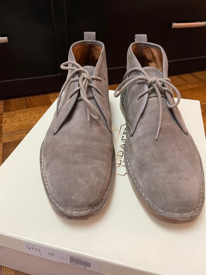 BOTAS CHUKKA COACH CALEB HOMBRE GRIS CLARO GAMUZA (TALLA 10,5M) Foto 2 de 4