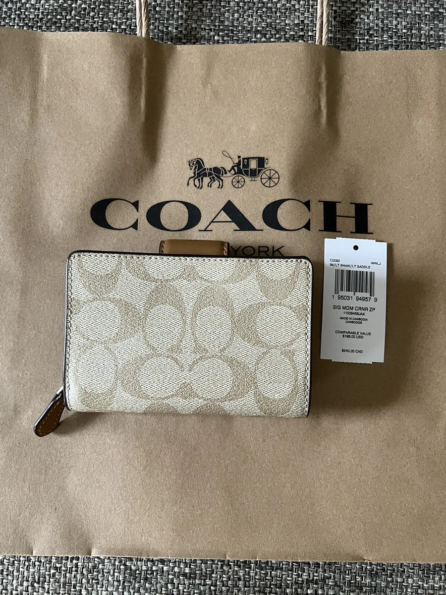 NWT Coach C0082 Medium Corner Zip Wallet Light Khaki / Saddle  