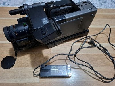 Sony CCD-V200E Video 8 pro Video Camera Recorder