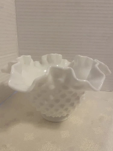 Vintage Fenton White Hobnail Ruffled Edge Small Bowl