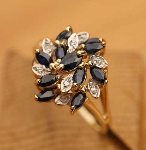 Ring Sapphire & Diamonds