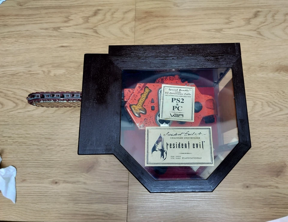 Manette Tronçonneuse RESIDENT EVIL 4 PS2 Collector - Image 3 of 4