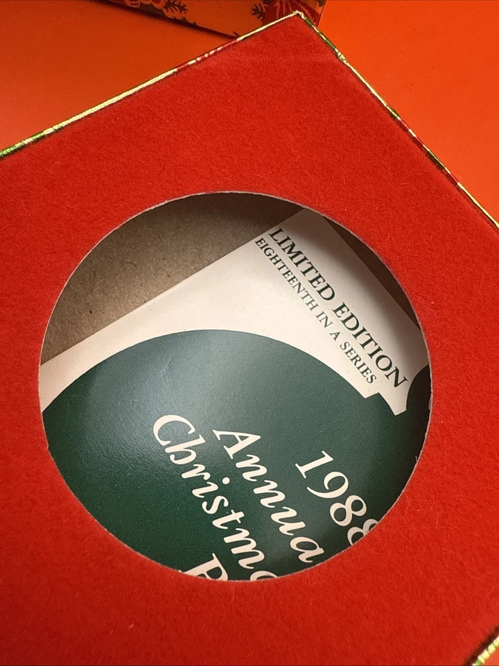 Wallace Vintage 1988 Anual Placa de Plata Jingle Trineo Campana Adorno de Navidad Foto 4 de 4