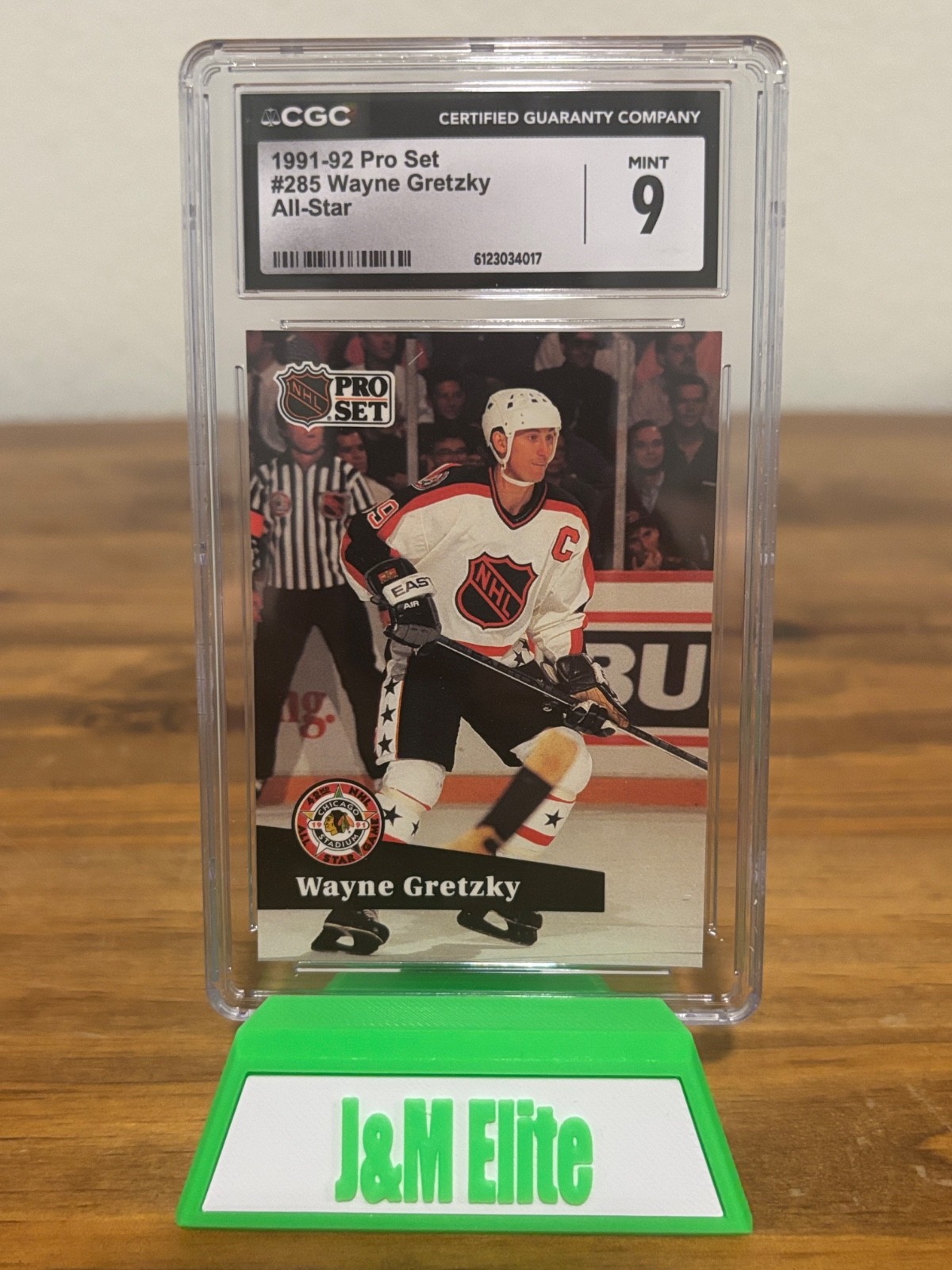 Wayne Gretzky #285 Hockey Cards 1991 Pro Set trading card — raw and PSA graded price guide