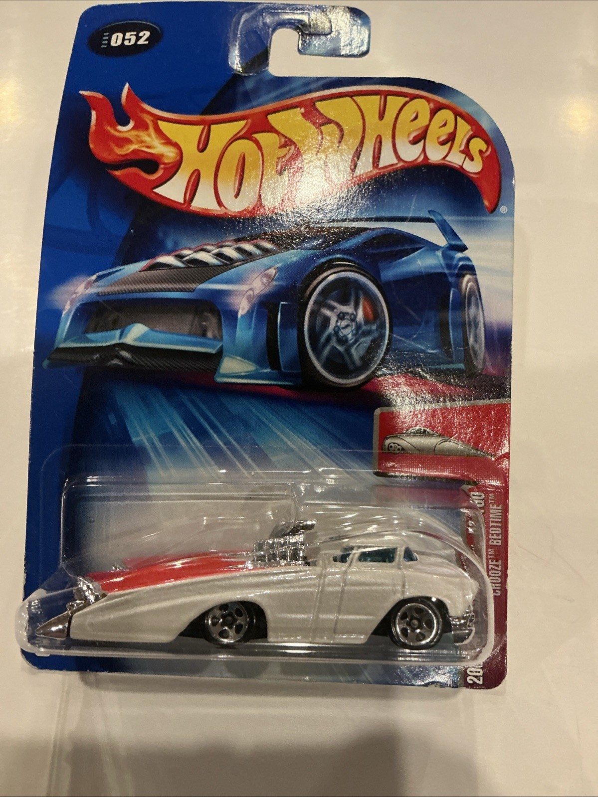 Hot Wheels 2004 First Editions 52/100 Crooze Bedtime 2004 #052 White