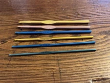 Lot of 28 Assorted Crochet Hooks Needles and 3 Knitting Needles