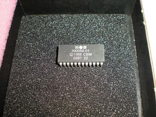 MOS 390059-01 character rom IC 40-column chip for Commodore 128