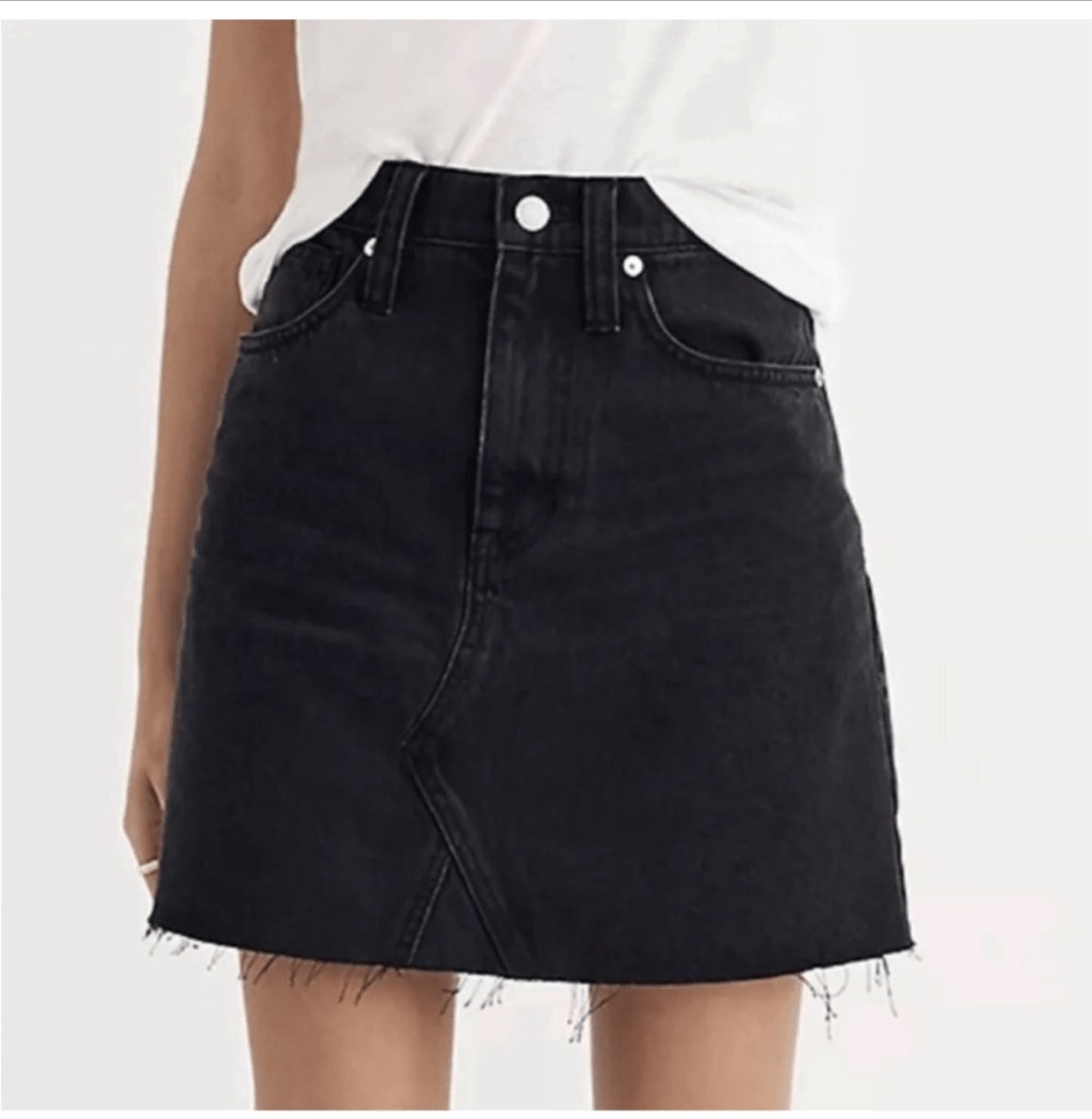 Madewell Black Denim Mini Skirt Raw Hem Size 26 100% Cotton Casual Summer Piece