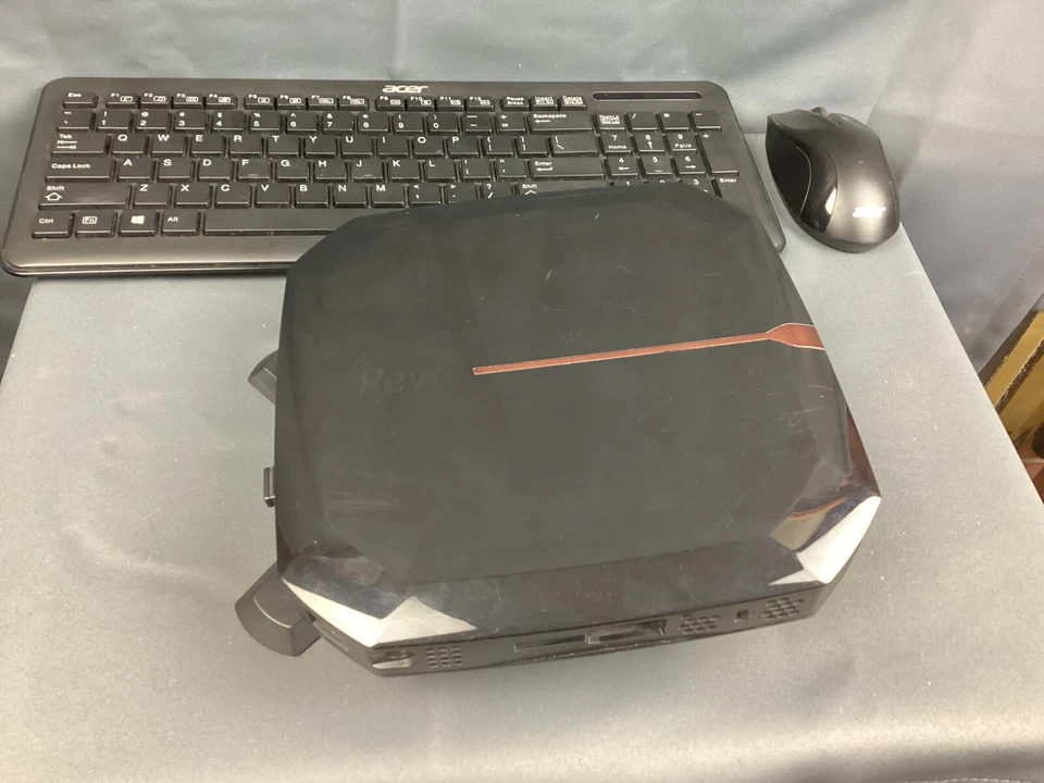 Acer Revo RL80-UR22 Intel Windows 8 Anatel with Wireless Keyboard and Mouse - Image 3 of 4