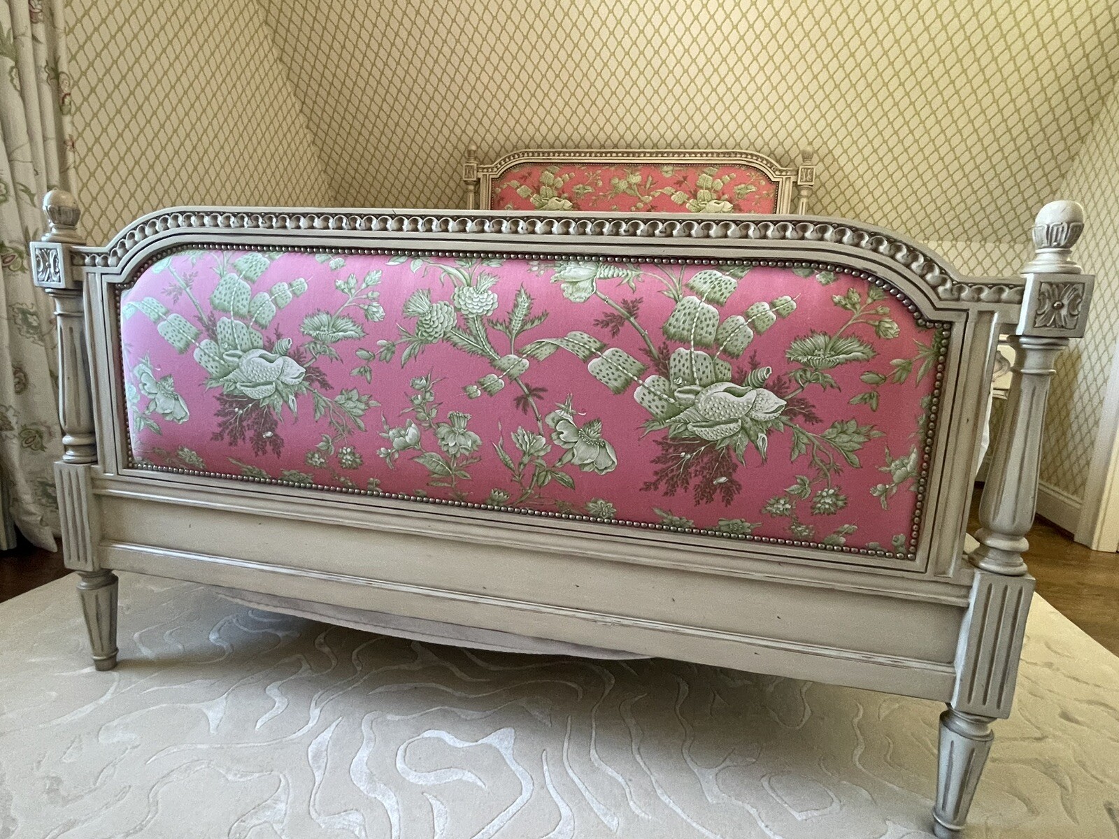 French country queen size wood bed frame with headboard and footboard