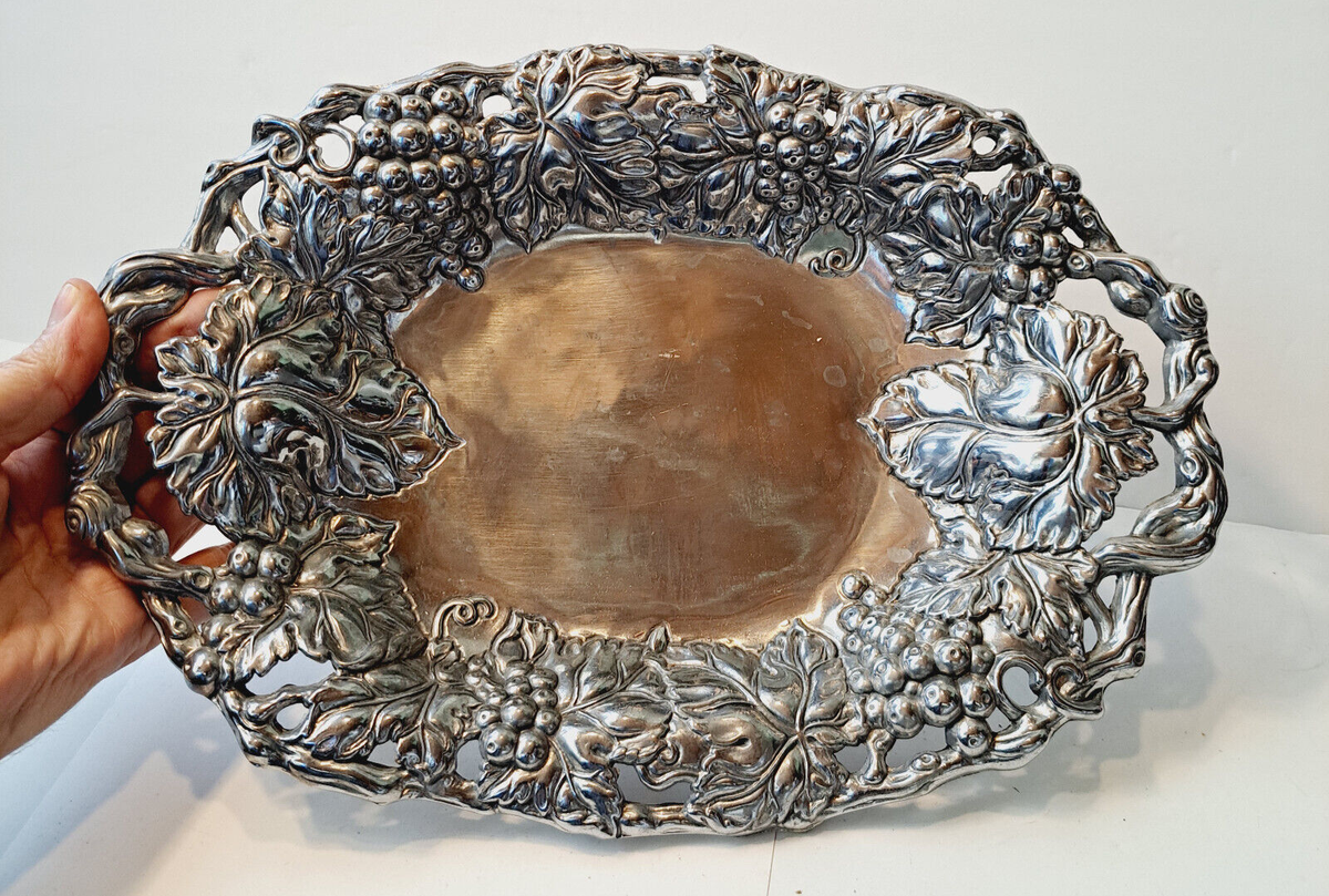 2004 Arthur Court Grape 13 3/4