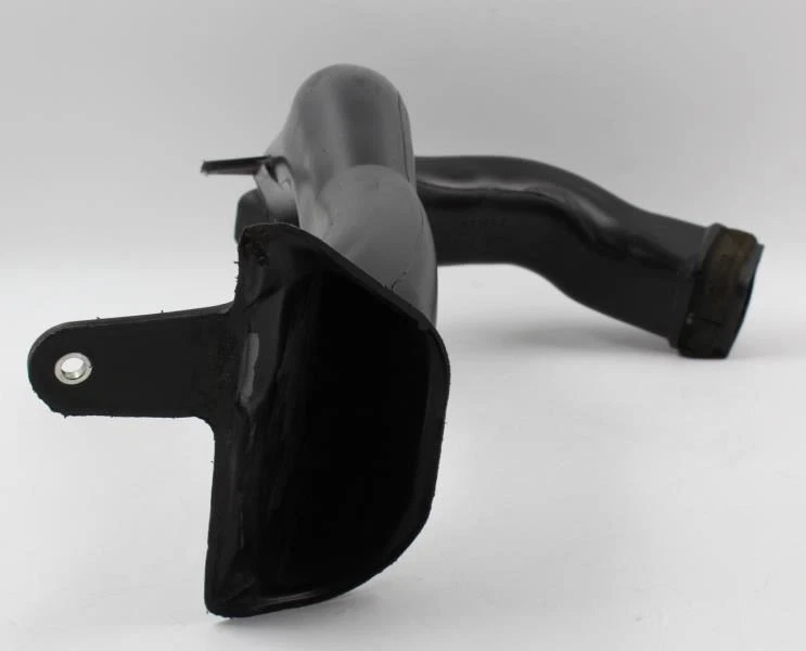 Conducto de entrada de aire acondicionado inferior Toyota Highlander 17751-0P120 2008-2013 OEM #5284 Foto 2 de 3