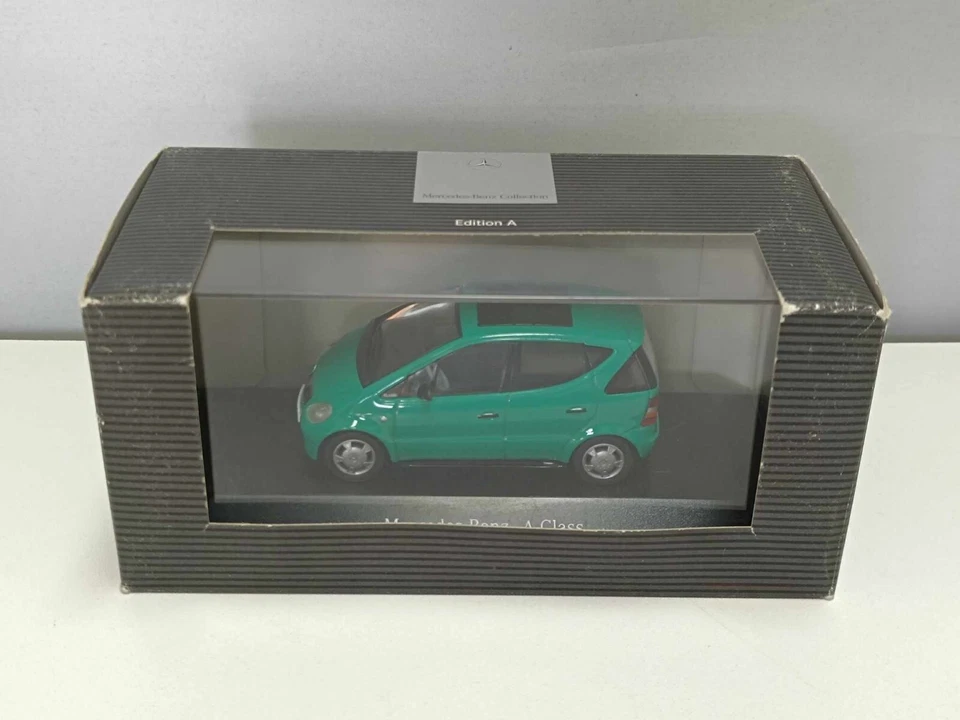 Mercedes-Benz Classe A A-Class Minichamps 1:43 Verde Usato + Box GM Shop - Immagine 2 di 4