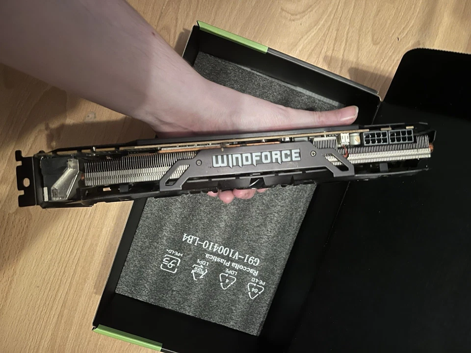 GTX 980 Gigabyte Windforce 4GB Triple Fan - Image 3 of 3