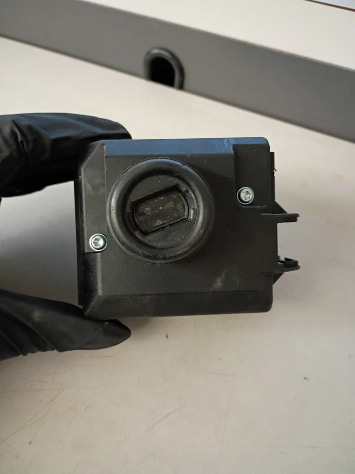 Módulo de control interruptor de encendido mercedes w204 с250 c300 c350 2008-2014 2079052600 Foto 2 de 4