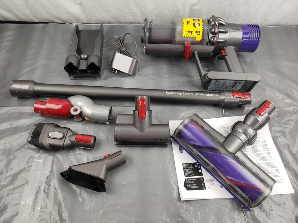 Dyson Cyclone v10 Total Clean+ Cordless Stick Vacuum Cleaner 4 Tools Wall Mount - Image 2 of 4