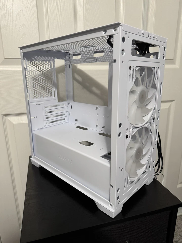 Estuche para computadora Lian Li Lancool 205 m malla vidrio templado micro-ATX torre media blanco Foto 2 de 4