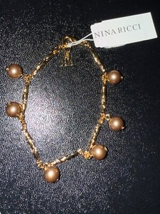 Authentic NINA RICCI VINTAGE 24K GOLD PLATED PEARL CHARM BRACELET