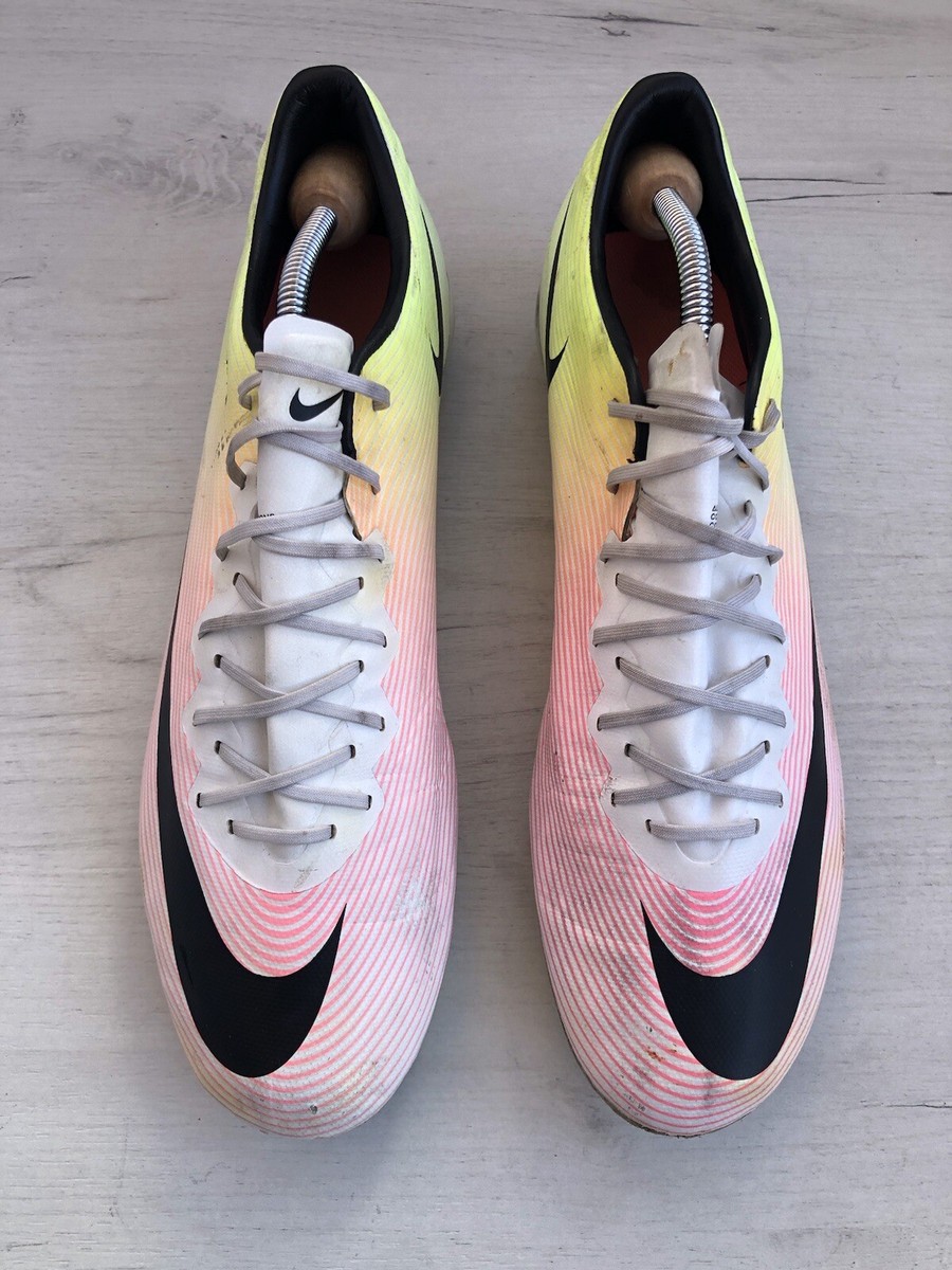nike mercurial vapor pink and white