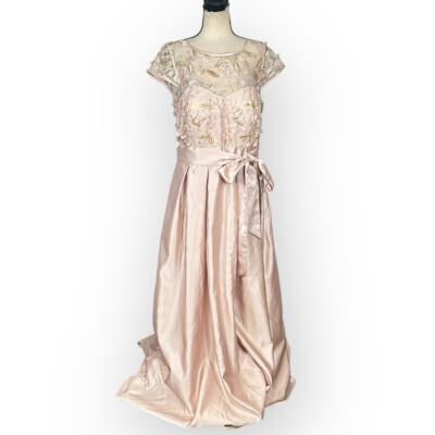 Xscape 3D Flower Bodice Satin Ballgown Women's 12 Blush Maxi Short Sleeves NWT