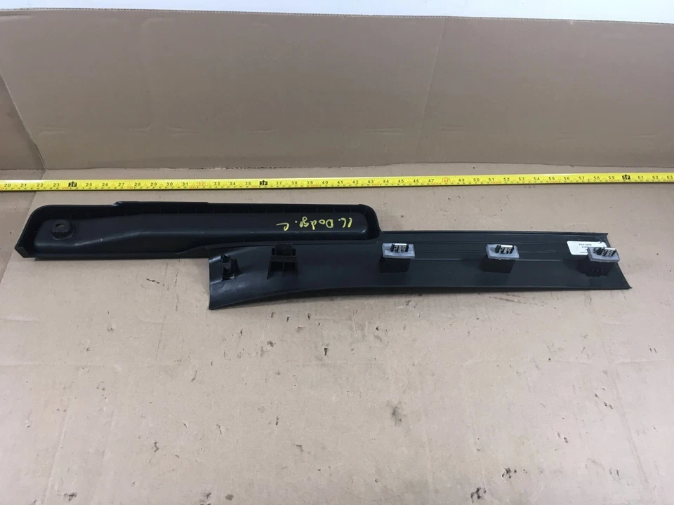 2011-2018 DODGE GRAND CARAVAN PORTA DIANTEIRA ESQUERDA SOLEIRA ARRANHÃO PASSO CAPA FABRICANTE DE EQUIPAMENTO ORIGINAL. - Imagem 2 de 4