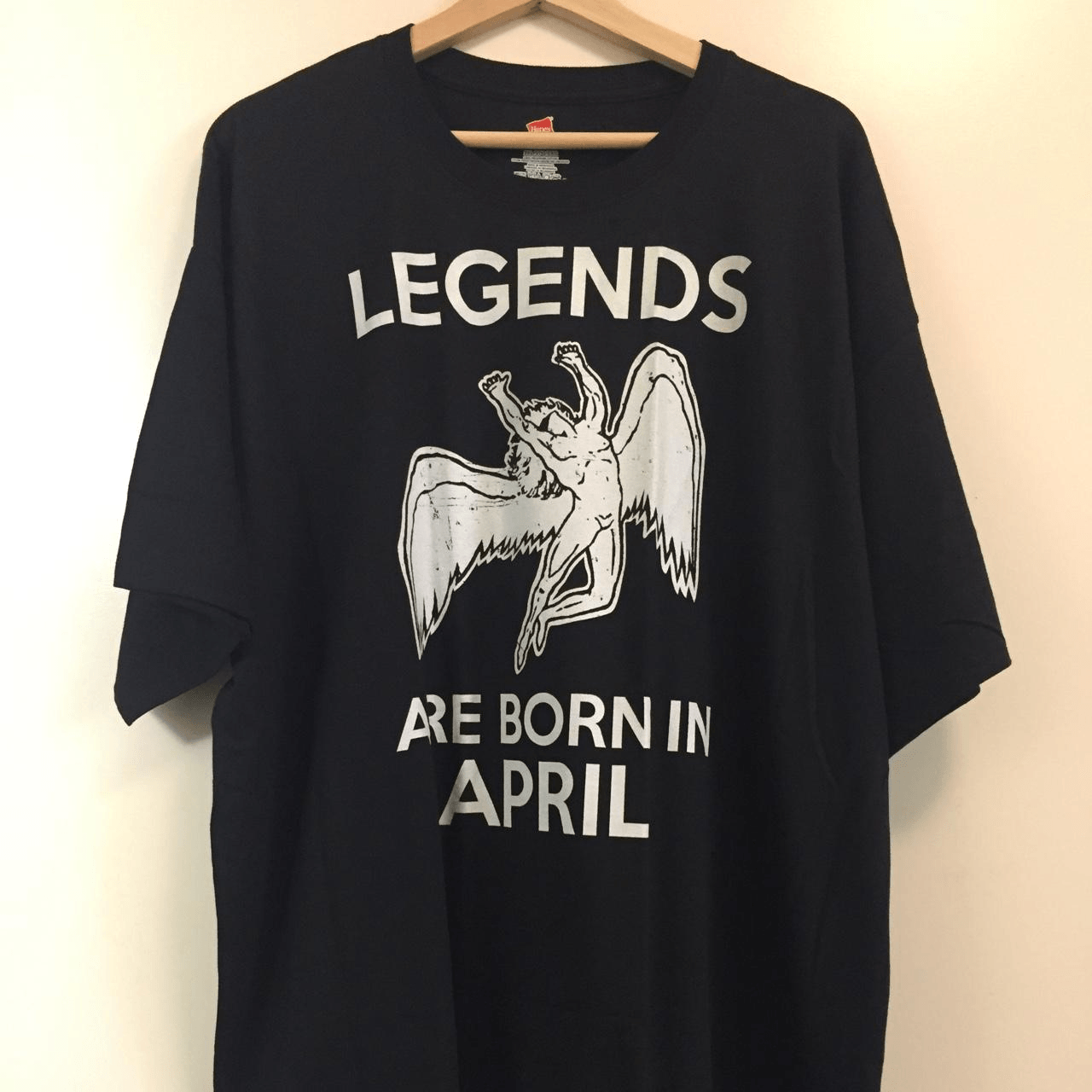 Legends Are Born in April Graphic Tee Size 2XL Soft Cotton Shirt