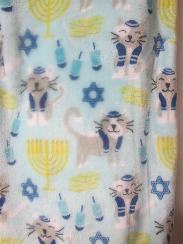 Hanukkah Kitty Cat Menorahs Plush Throw Blanket 50 "X 60" Nuevo con etiqueta - Imagen 3 de 3