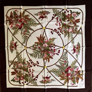Gucci Grande écharpe en soie avec étiquette motif bouquet Made In Italy Rare