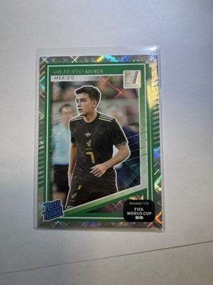 Panini Road to the World Cup 2026 Silver Velocity Gilberto Mora Mexico Rookie
