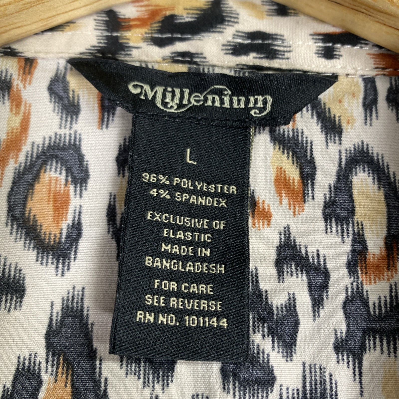 Millenium Large Leopard Print Women's Button Up S… - image 5