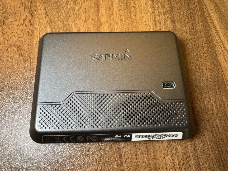 Garmin NUVI 250 GPS Portable Navigation WORKING - Image 3 of 4