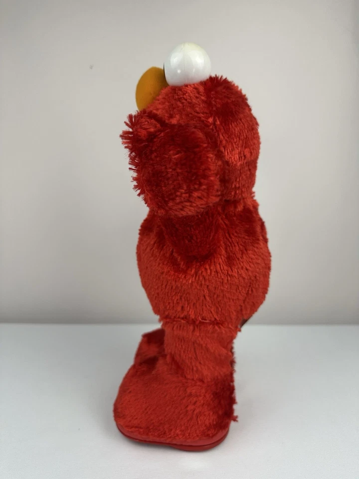 Hokey Pokey Elmo 2002 con baterías en estado de funcionamiento limpio bien cuidado probado Foto 2 de 4