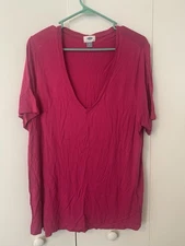 Old Navy Women's XL TG Pink Deep V Neck Tee Shirt S Sleeve Rayon/polyester .
