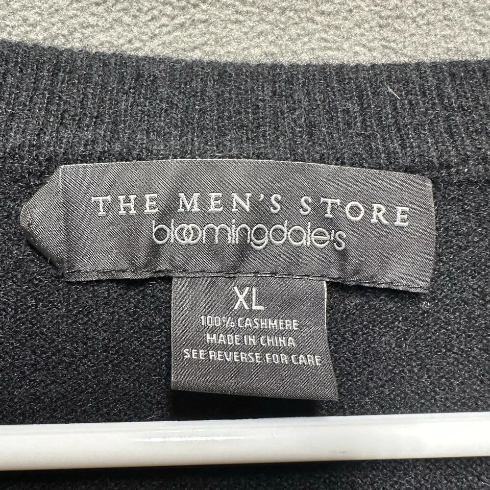 Suéter Bloomingdales Para Hombres XL Negro 100% Cachemira Tejido Cuello Redondo Pullover Usado en Excelente Condición Foto 4 de 4
