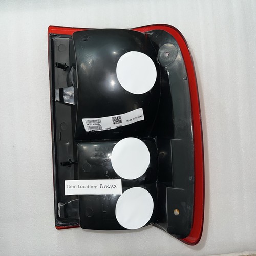 Drivers Taillight Taillamp Lens Housing for 1993-1997 Ford Ranger Pickup Truck - Picture 6 of 9
