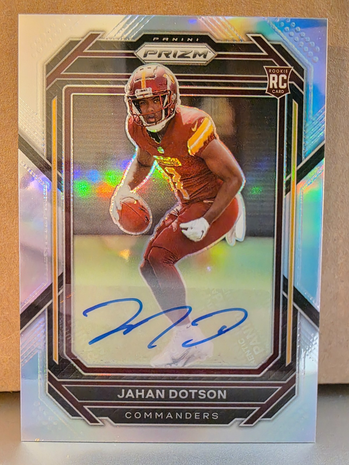2022 Panini Prizm - Rookie Variation Jahan Dotson #312 Silver Prizm Autograph