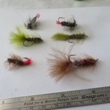 FLY FISHING LURE UNKNOWN  LOT OF 6 ABOUT ¾"  WOOLLY BAITS
