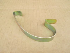 1X Clip Part 6703022 For Bobcat Loader 653 751 753 763 773 7753 S100 S130 5600