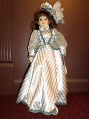 crowne fine porcelain dolls