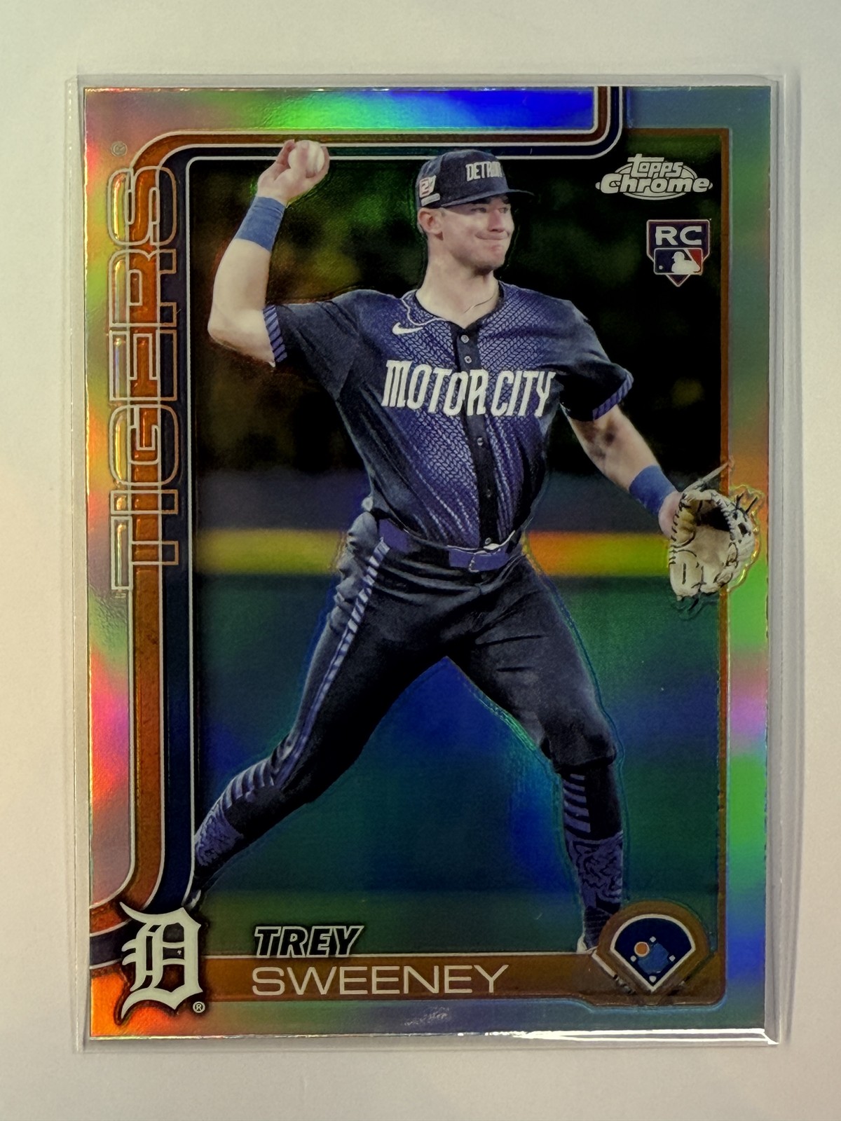 2025 Topps Chrome #6 Trey Sweeney Refractors